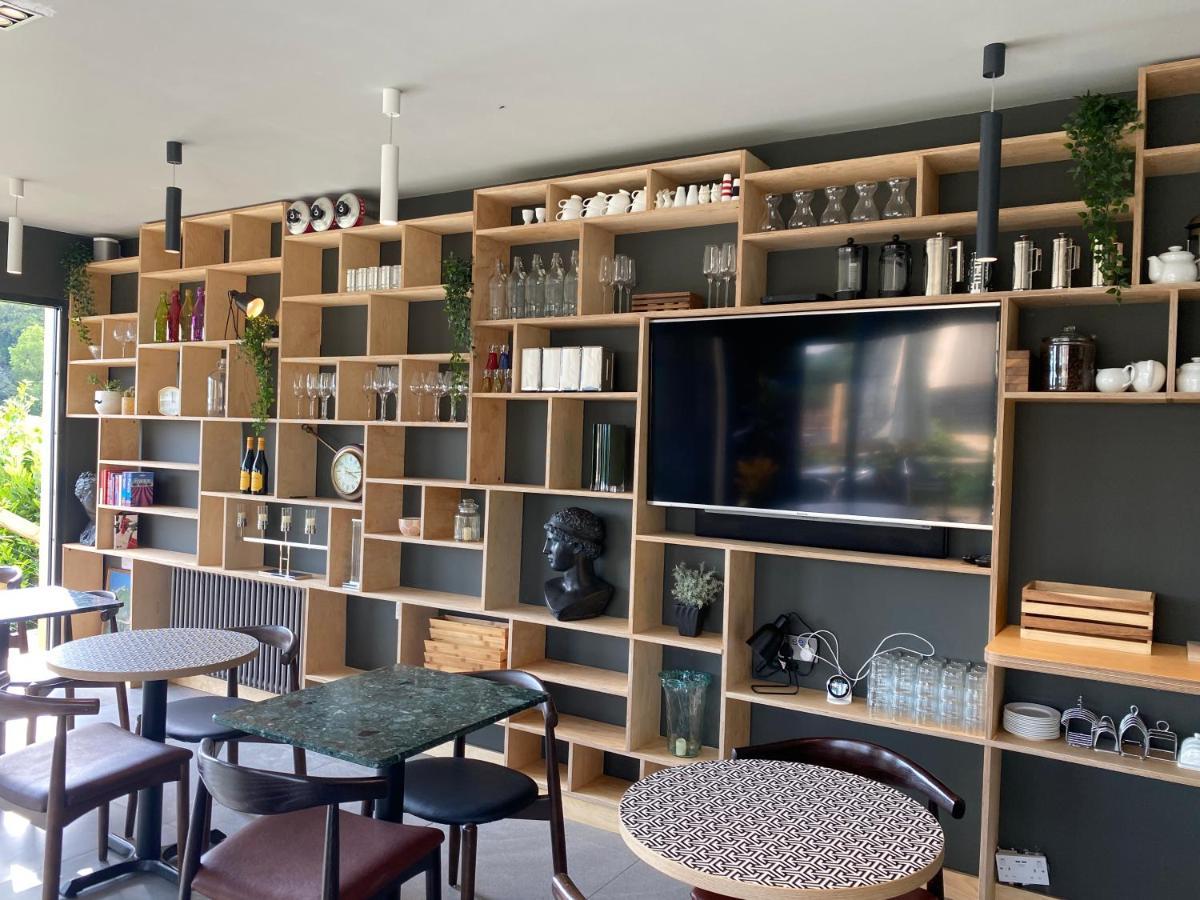 טוויסטוק Rockmount Rooms & Apartment מראה חיצוני תמונה