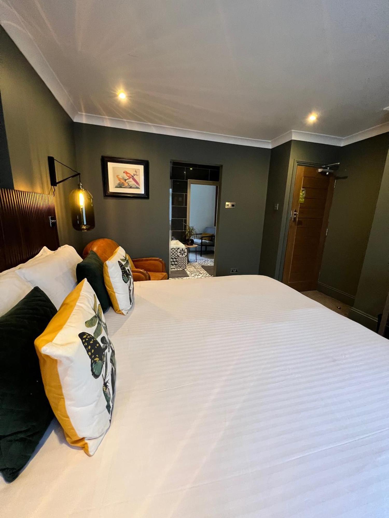 טוויסטוק Rockmount Rooms & Apartment מראה חיצוני תמונה